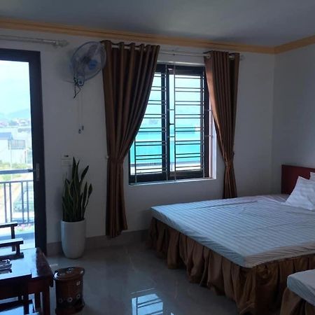 Nha Nghi Cu Ti Bed & Breakfast Ban Cong Na Exterior foto
