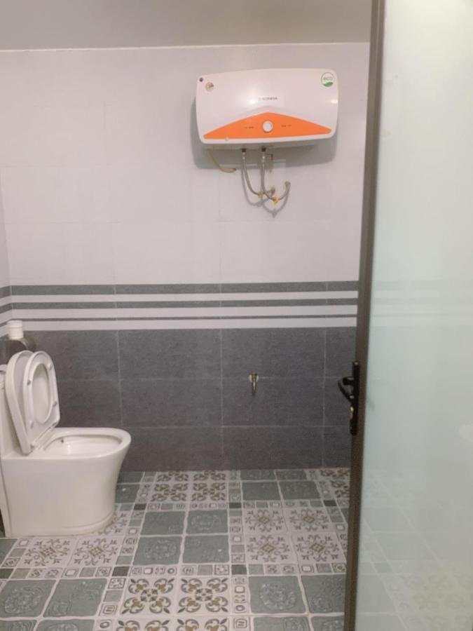 Nha Nghi Cu Ti Bed & Breakfast Ban Cong Na Exterior foto