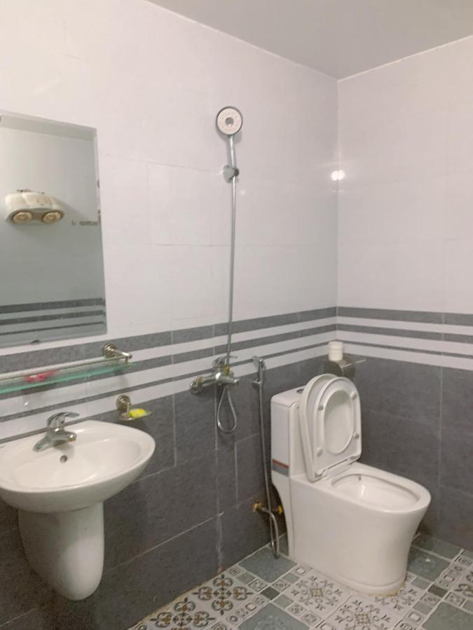 Nha Nghi Cu Ti Bed & Breakfast Ban Cong Na Exterior foto